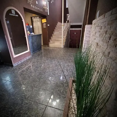 Komplex -rendezvénytermek-panzió-apartman-irodák-