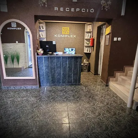 Bed & Breakfast Komplex -rendezvenytermek-panzio-apartman-irodak-