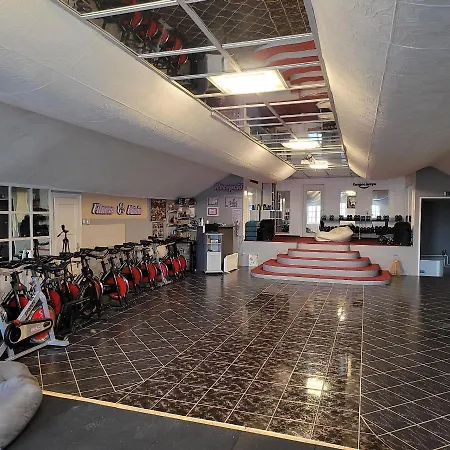 Bed & Breakfast Komplex -rendezvenytermek-panzio-apartman-irodak-