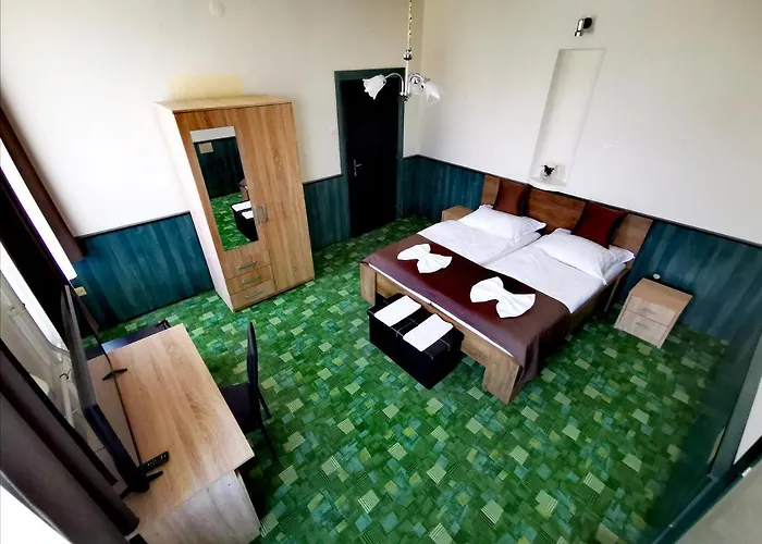 Bed & Breakfast Komplex -rendezvenytermek-panzio-apartman-irodak- *